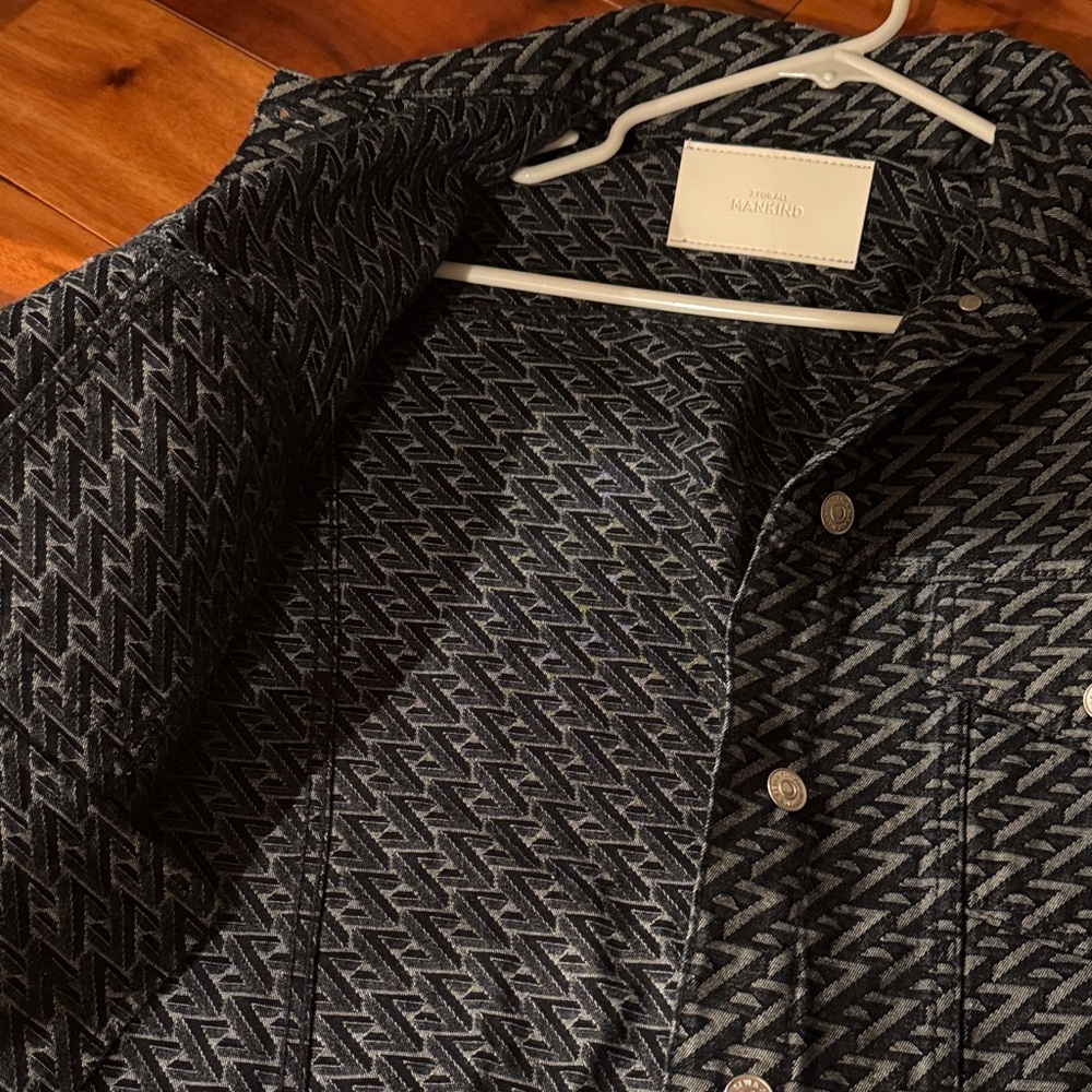 7 For All Mankind Black and Gray Textured Jacket - Picture 4 of 10